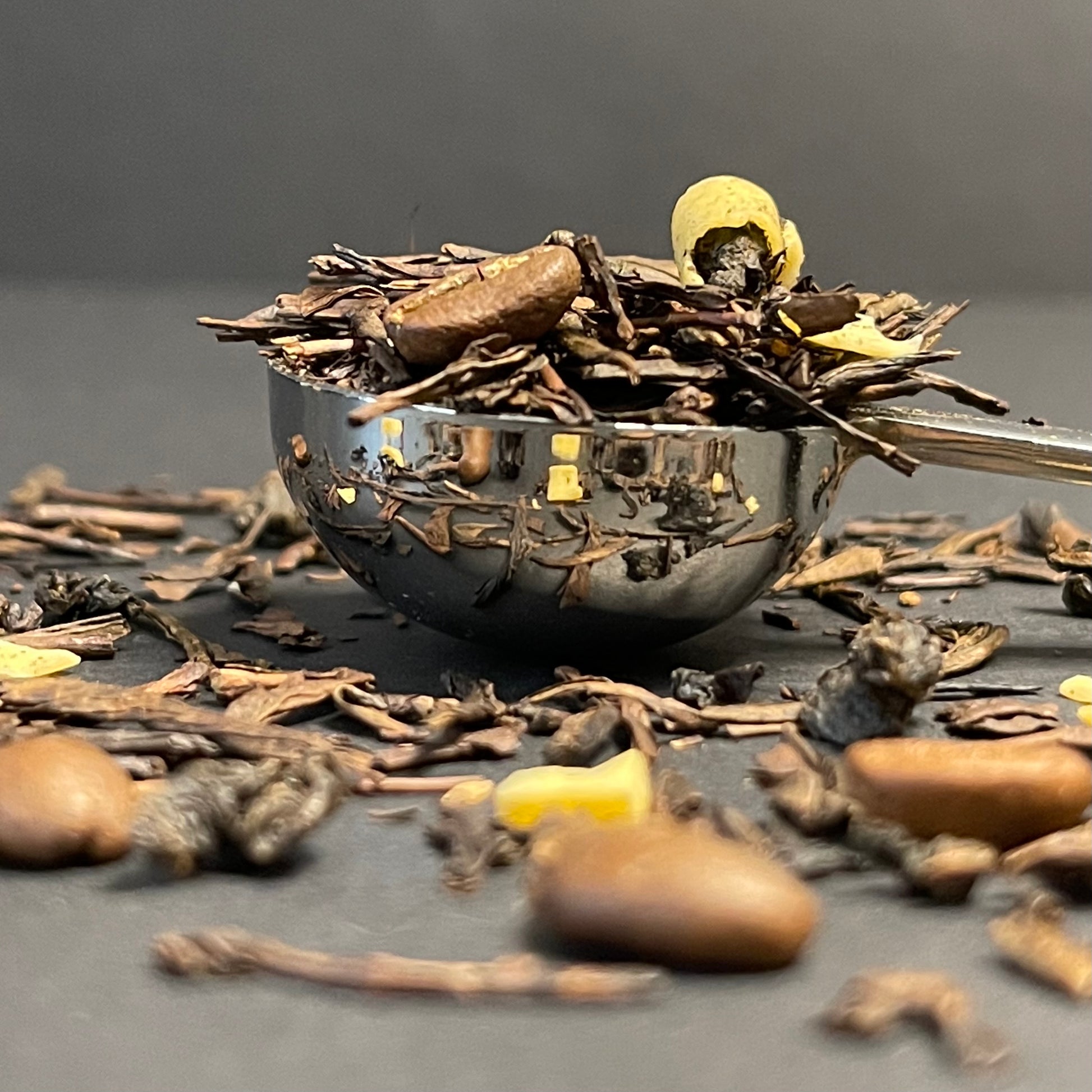 3 AM: Luxury Oolong tea blend with coffee beans and French vanilla for morning energy.