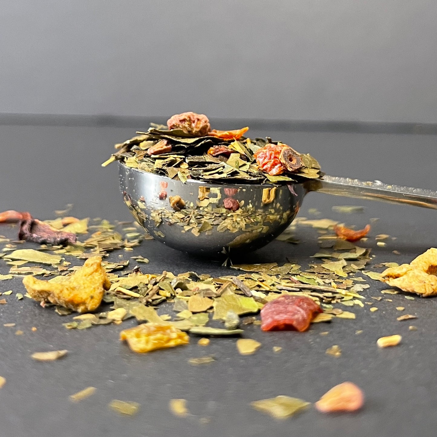 Pembroke’s Garden botanical Guayusa blend with notes of berry and citrus.