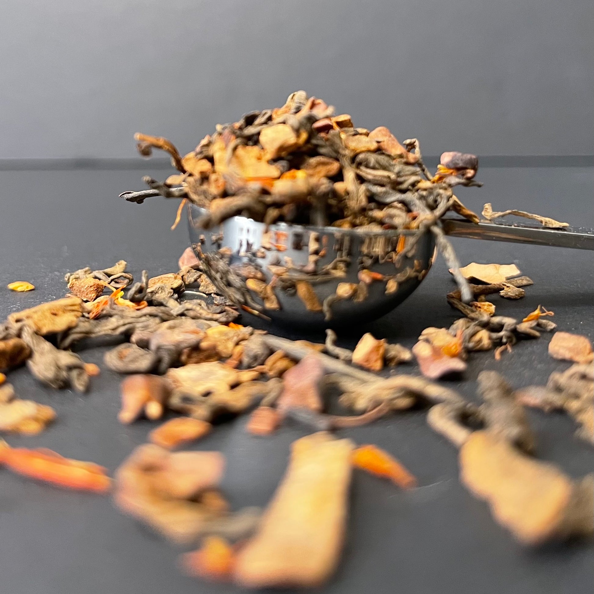 Kicking It Aztec | Luxury Puerh Tea Blend woth Cacao, Chili Peppers, & Cinnamon | The Cove Tea Company | Spruce Grove AB Canada 