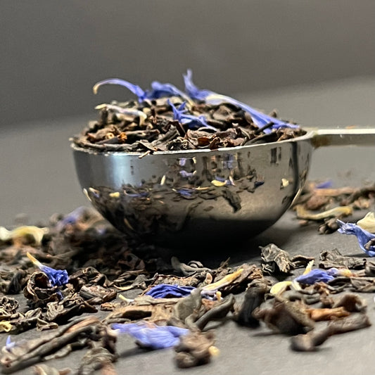 Crème de Ealr Grey | Luxury Loose Leaf French-Vanilla-Infused Earl Grey Tea blend | The Cove Tea Company